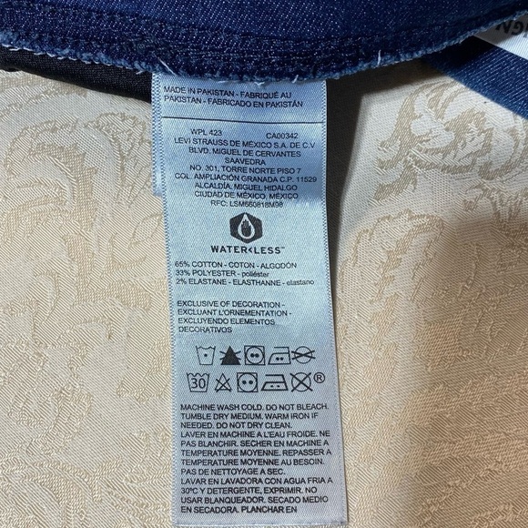 Signature Levi Strauss Pull-On Women’s Shaping Super Skinny Jeans Size 4… - Picture 6 of 7
